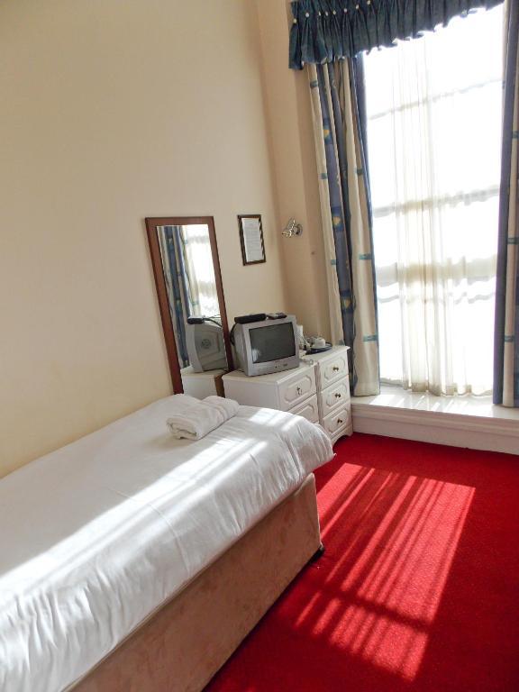 Chambre Simple Économique avec Salle de Bains Commune
